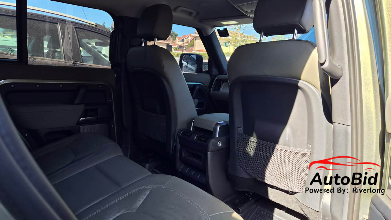 2022 Land Rover DEFENDER Green – photo 10
