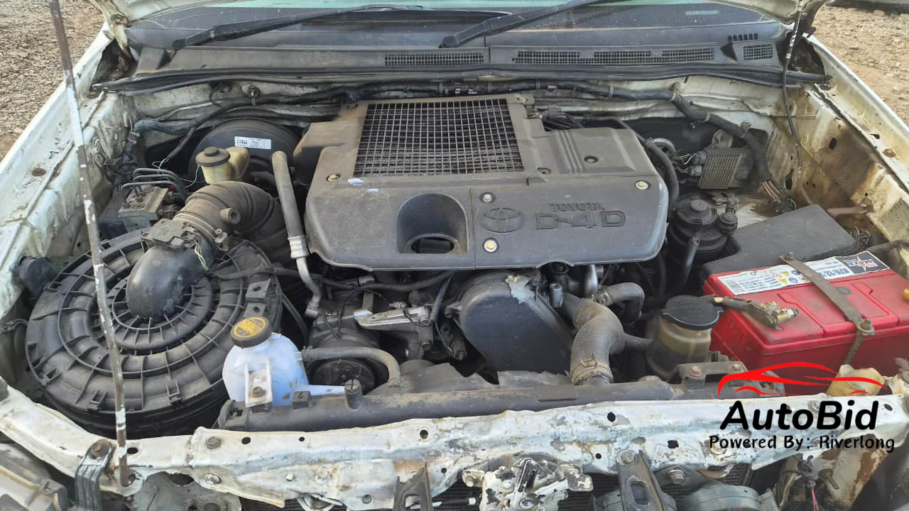 2009 TOYOTA HILUX white – photo 2