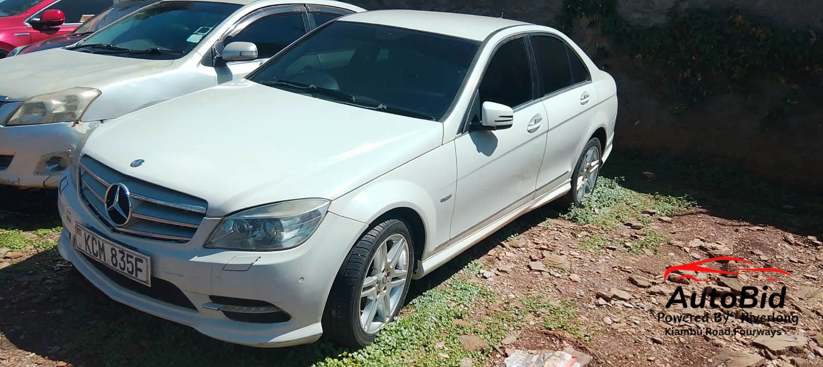 2011 Mercedes Benz C200 white – photo 2
