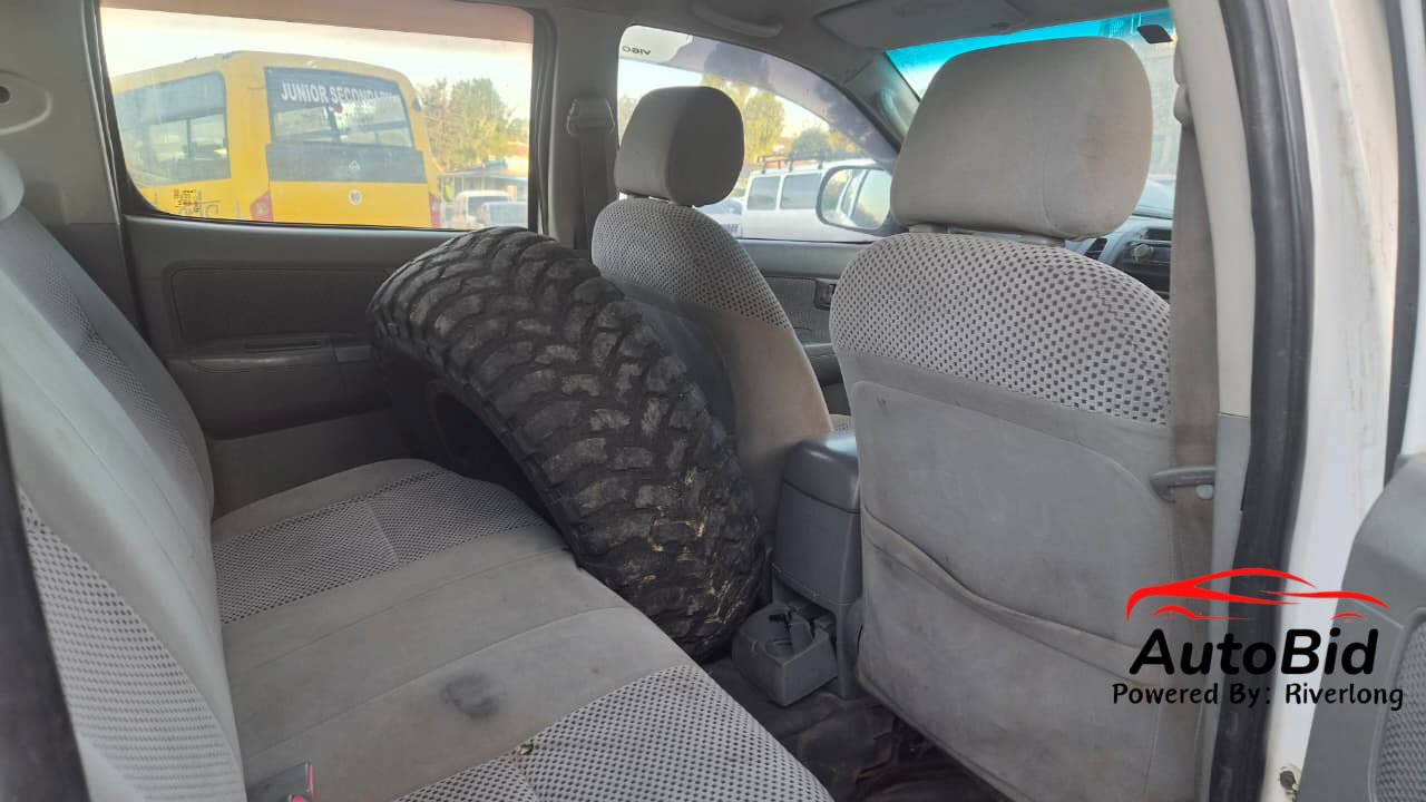 2009 TOYOTA HILUX white – photo 3