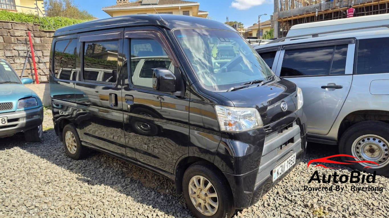 2018 DAIHATSU HIJET Black – photo 2