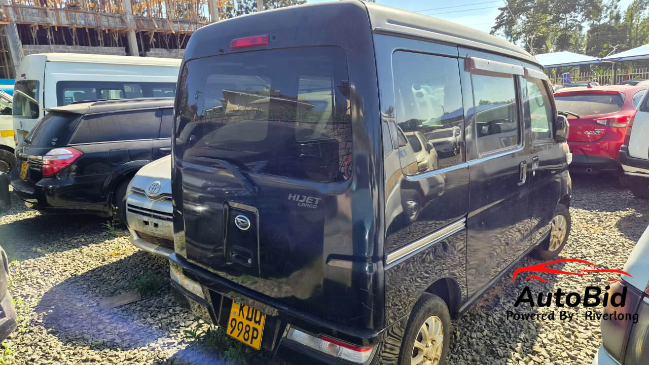 2018 DAIHATSU HIJET Black – photo 3