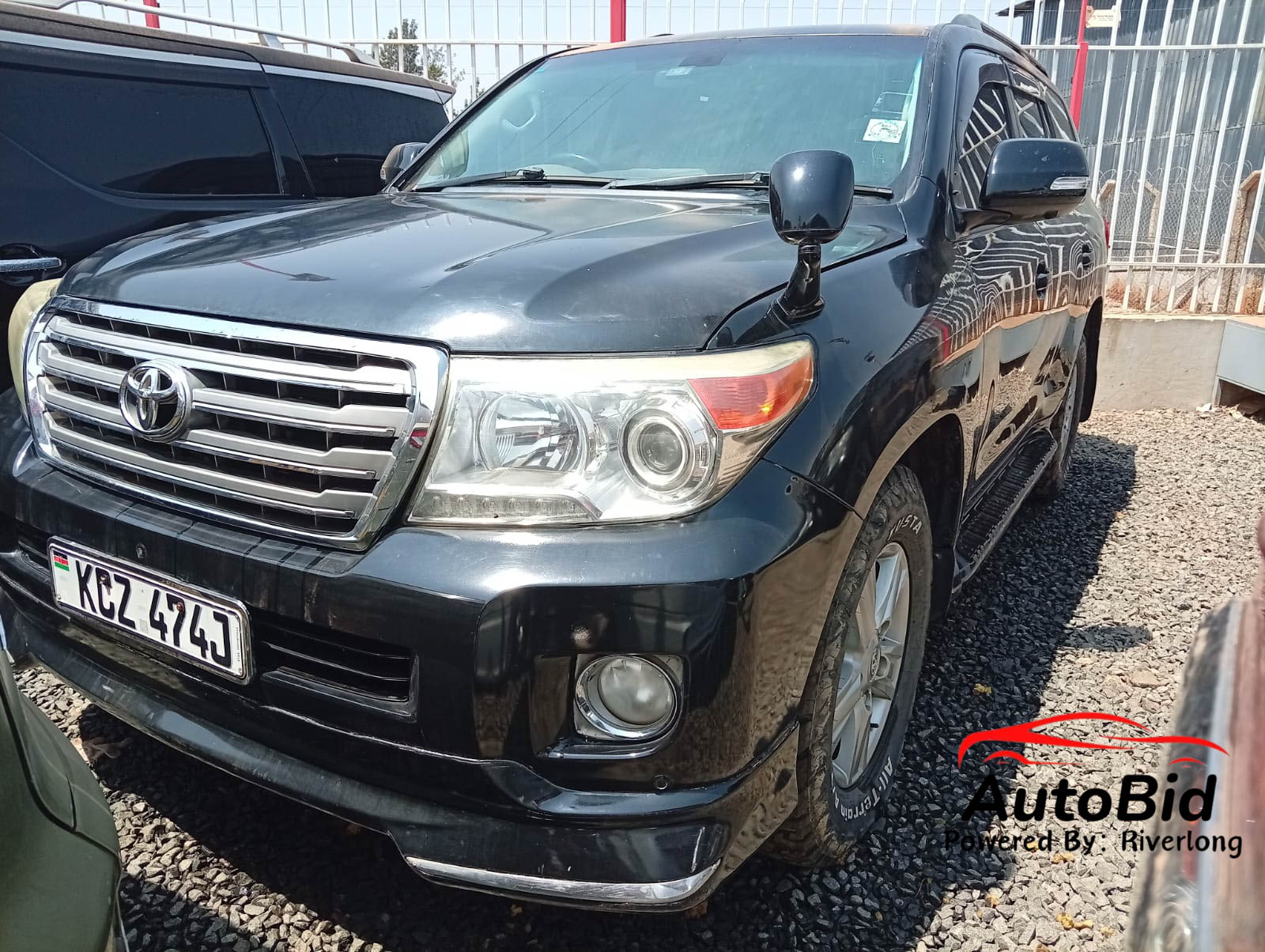 2014 TOYOTA LAND CRUISER Black – photo 1