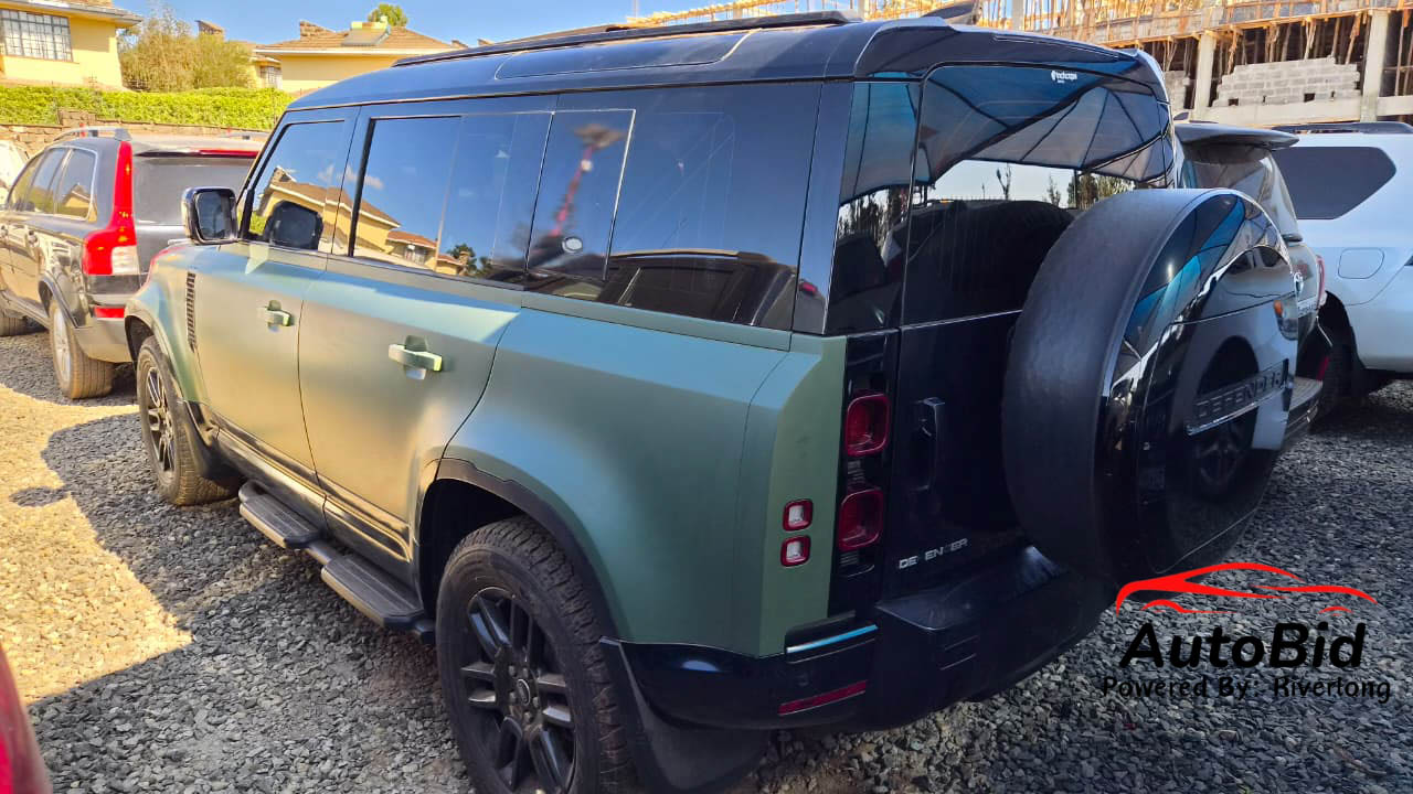 2022 Land Rover DEFENDER Green – photo 5