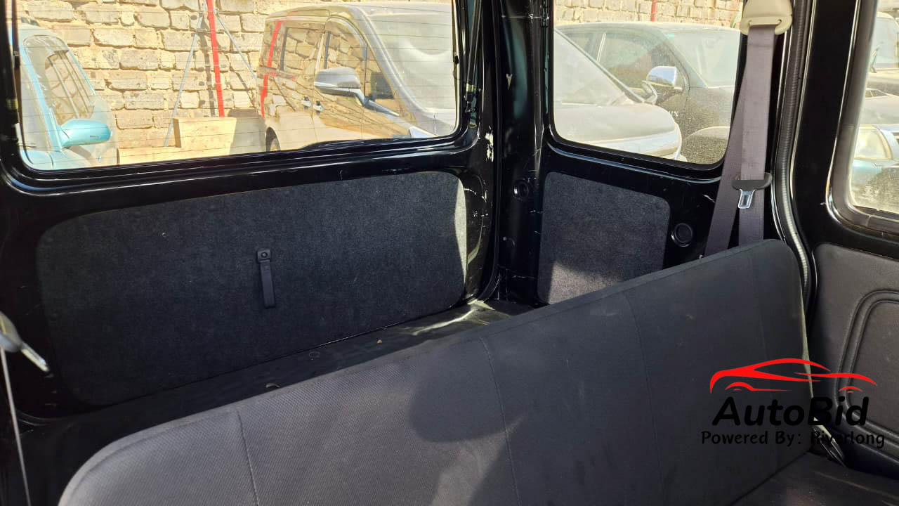 2018 DAIHATSU HIJET Black – photo 5