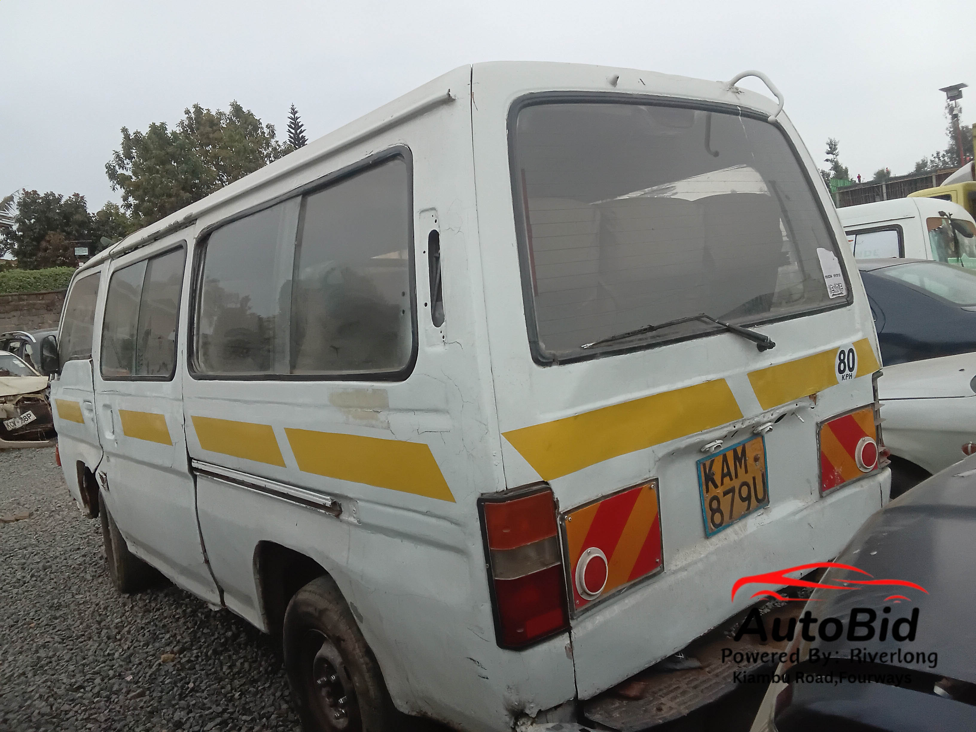 1991 Nissan Homy white – photo 6
