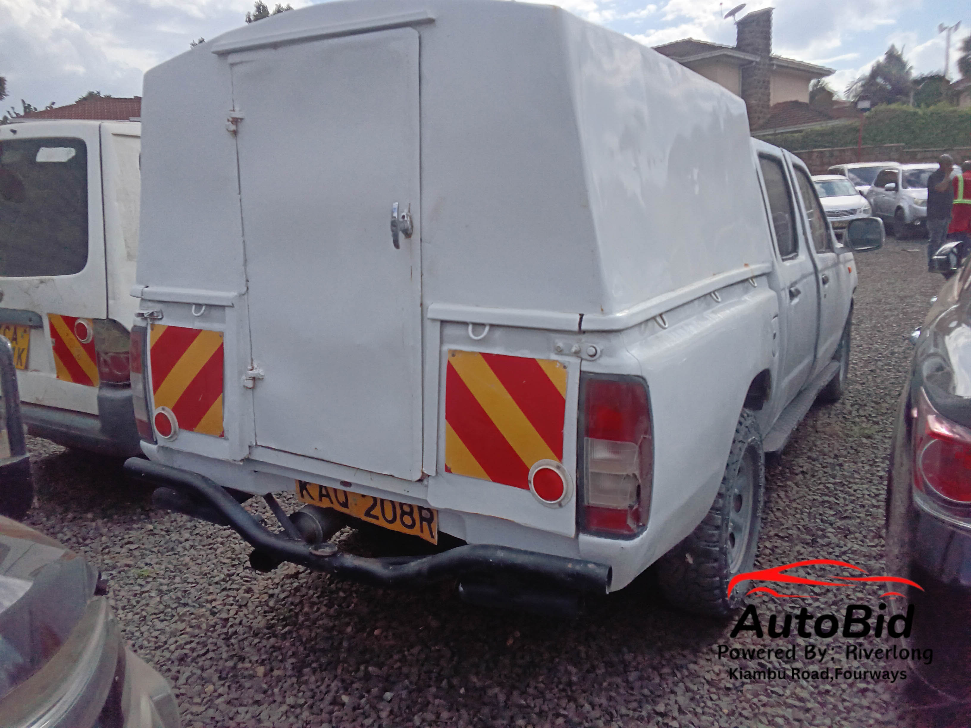 2003 Nissan Hardbody J44 white – photo 6