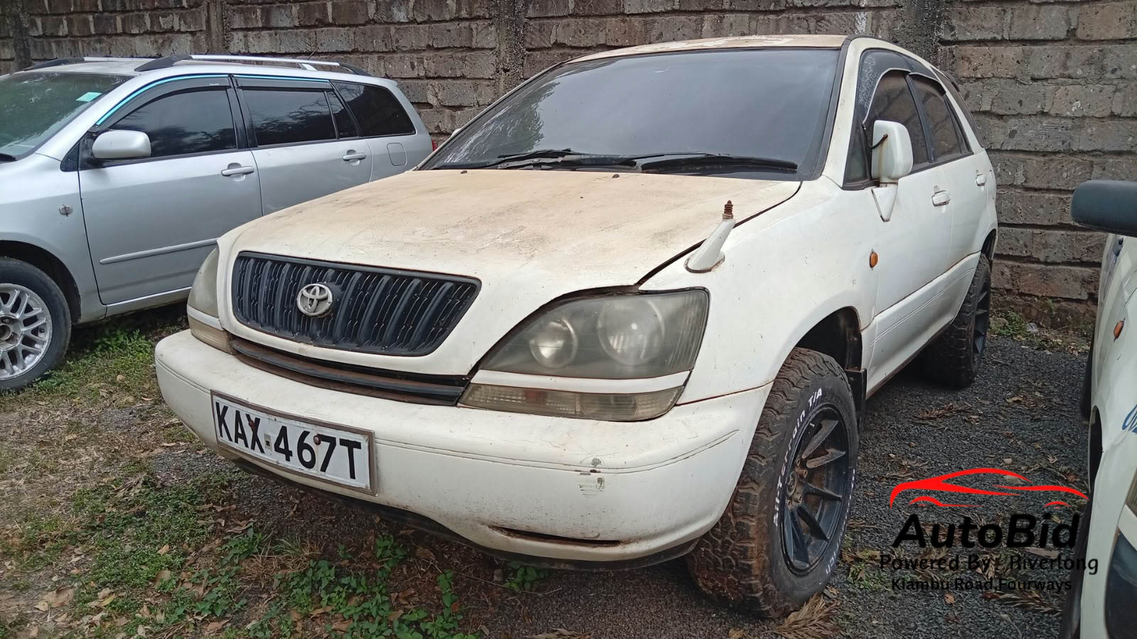 2000 TOYOTA HARRIER white – photo 1