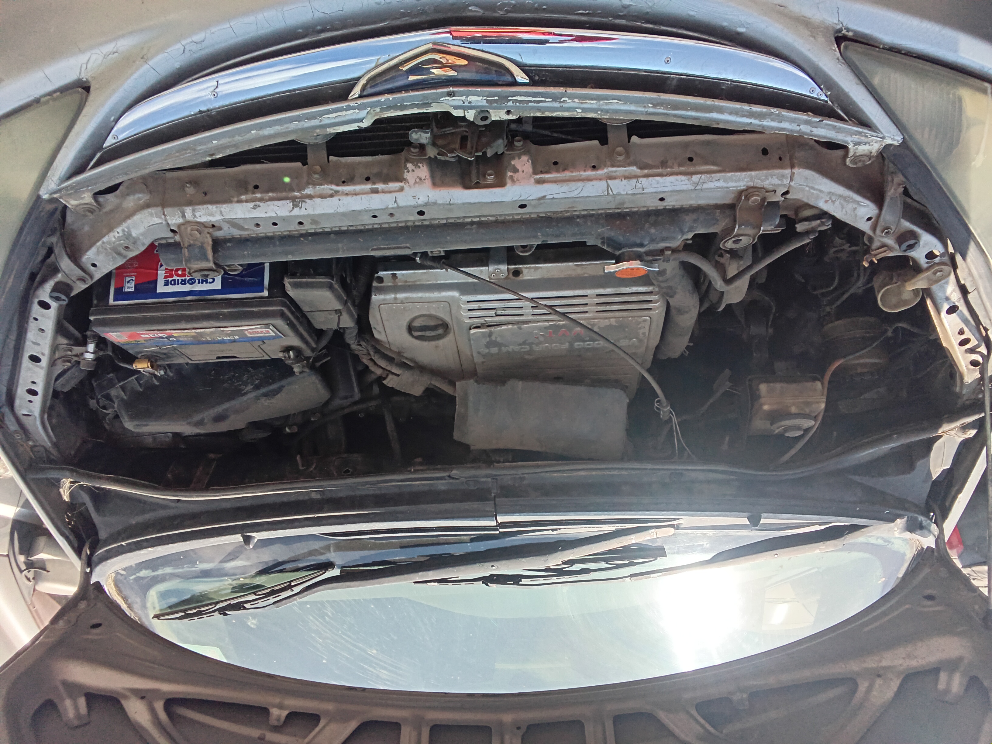 2004 TOYOTA Estima Silver – photo 3