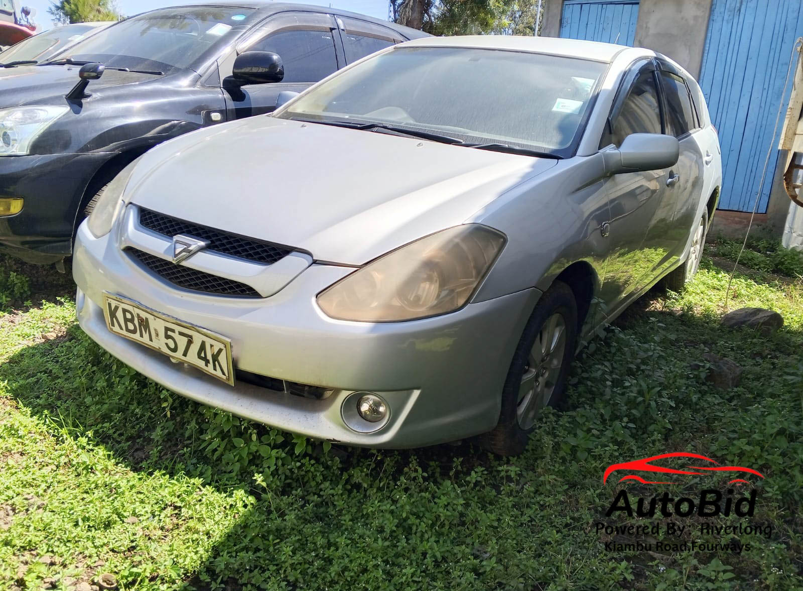 2010 TOYOTA Caldina Silver – photo 2