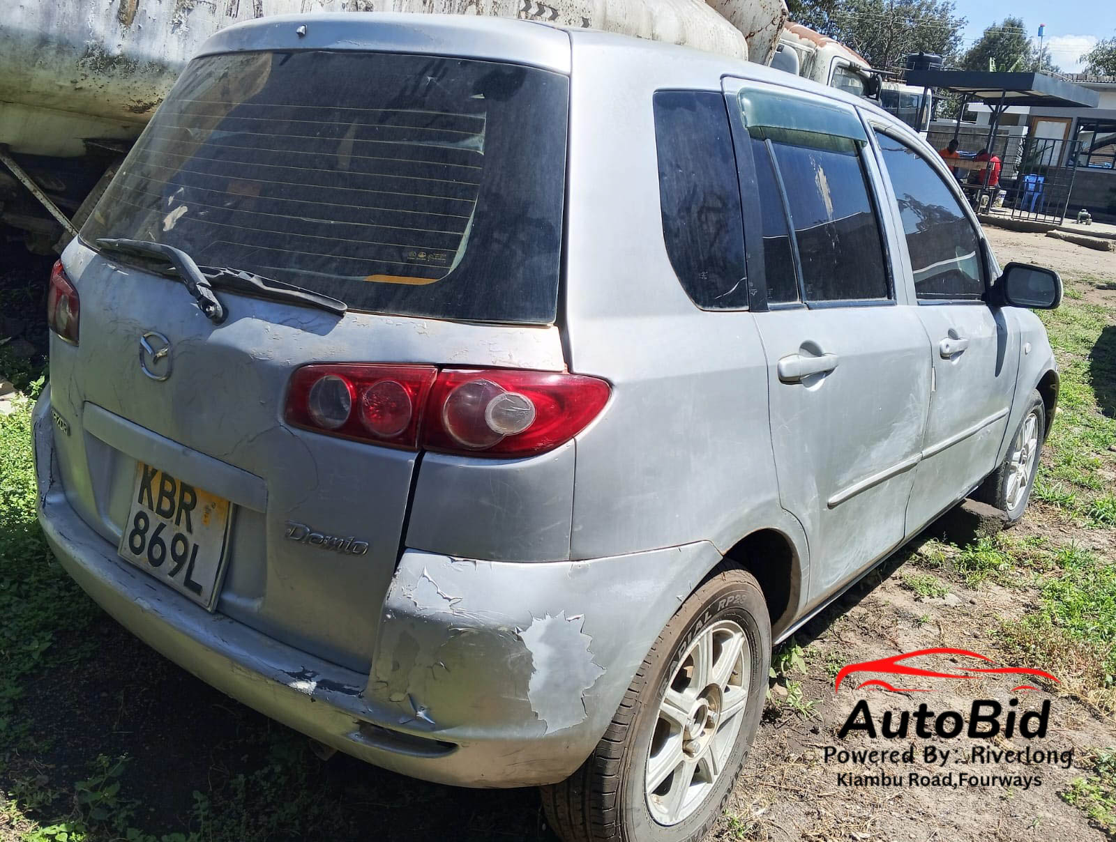 2005 Mazda Demio DY5W Silver – photo 4