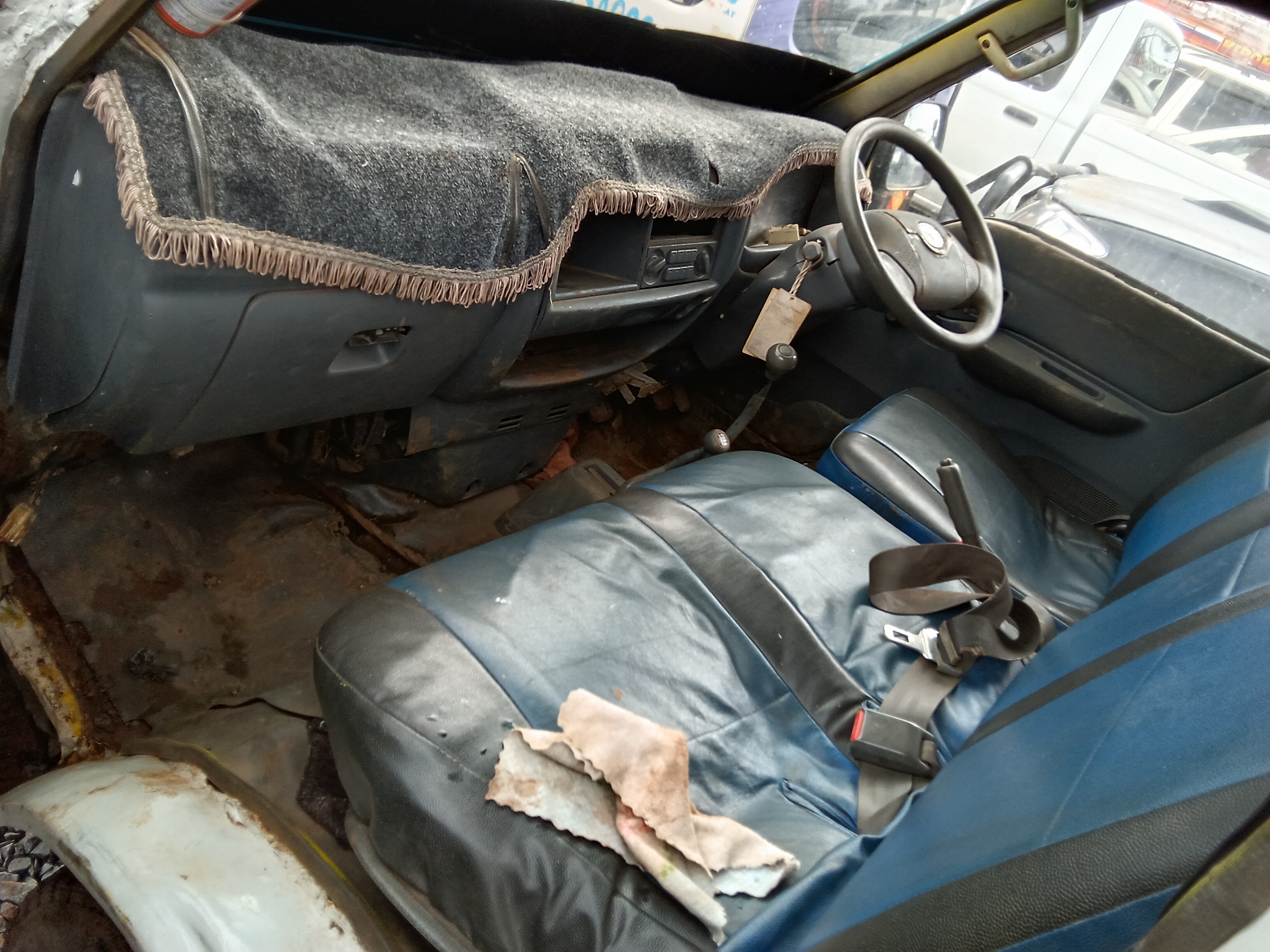 2008 Mazda Bongo white – photo 3