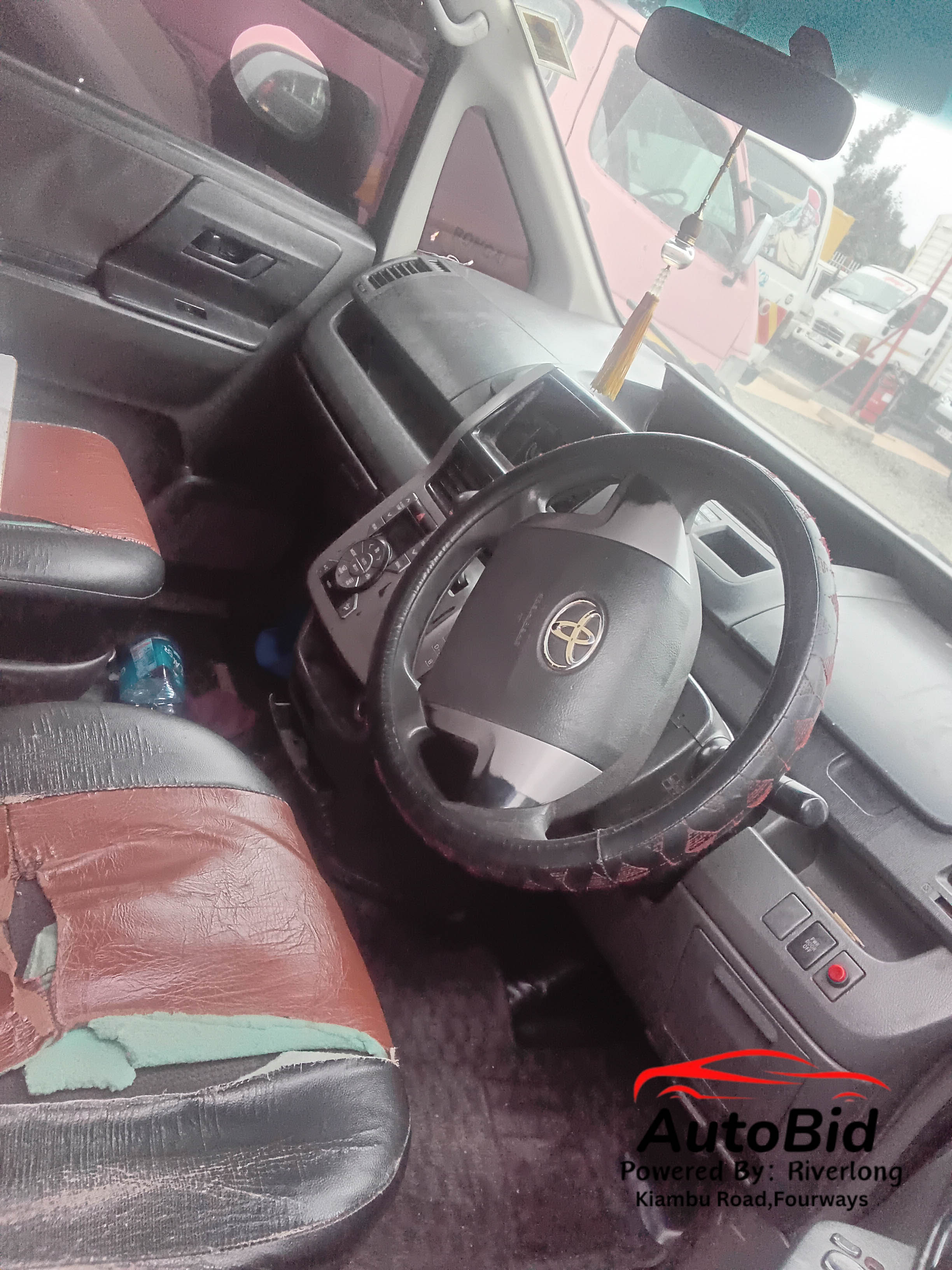 2008 TOYOTA Voxy Red – photo 6