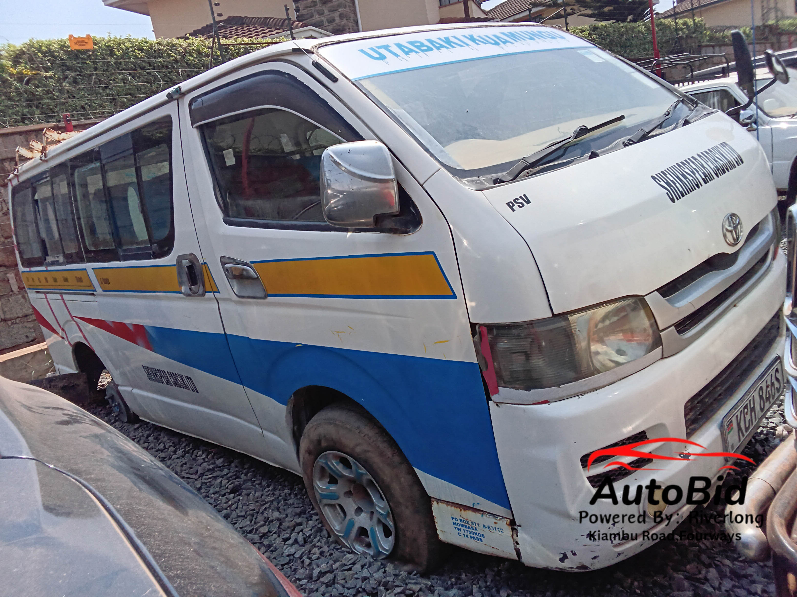 2009 TOYOTA HIACE white – photo 2