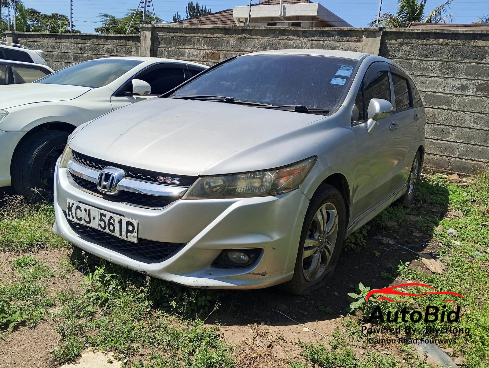 2010 HONDA Stream RN1 Silver – photo 1