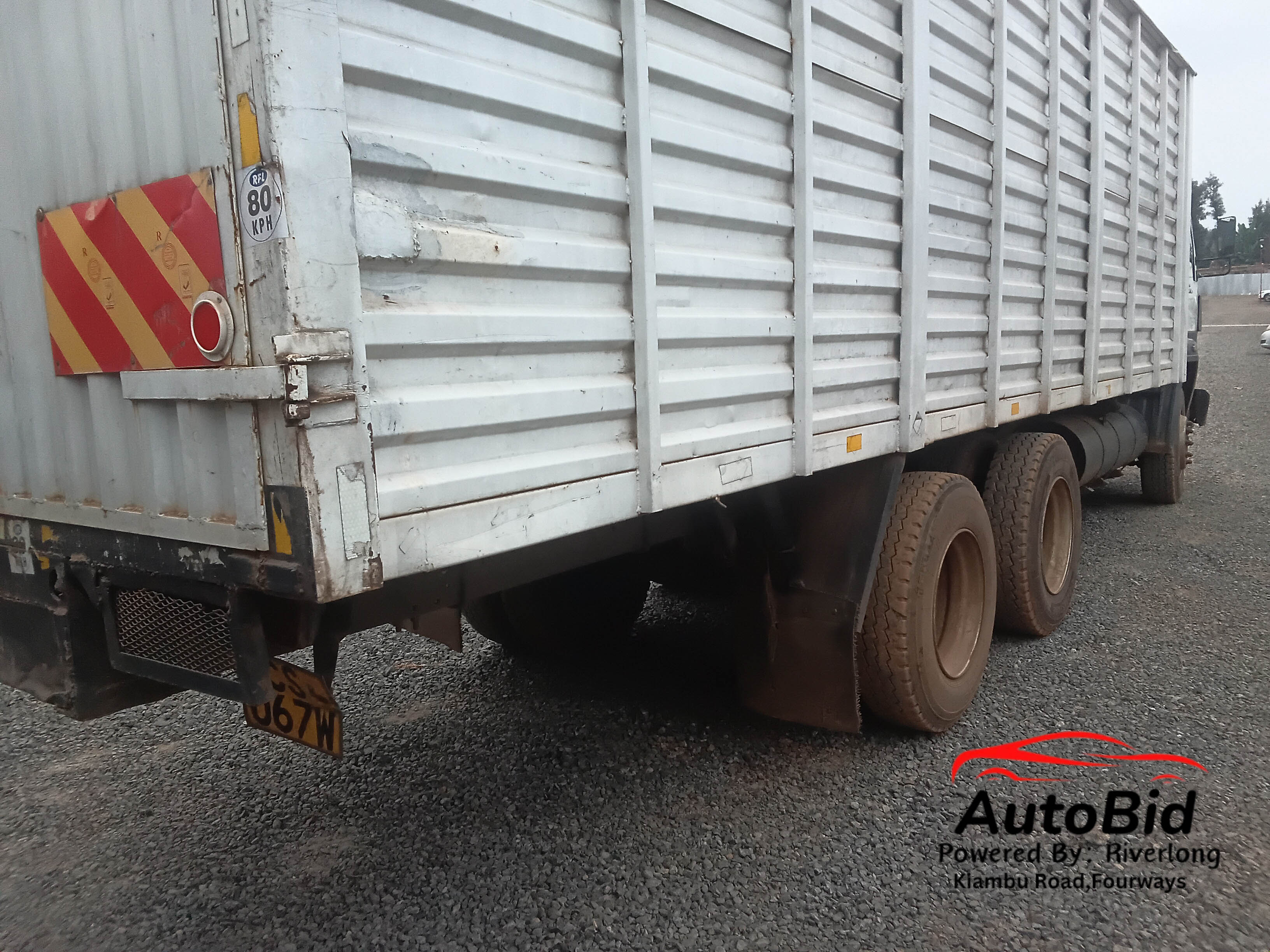 2016 TATA 2515c Ex white – photo 3