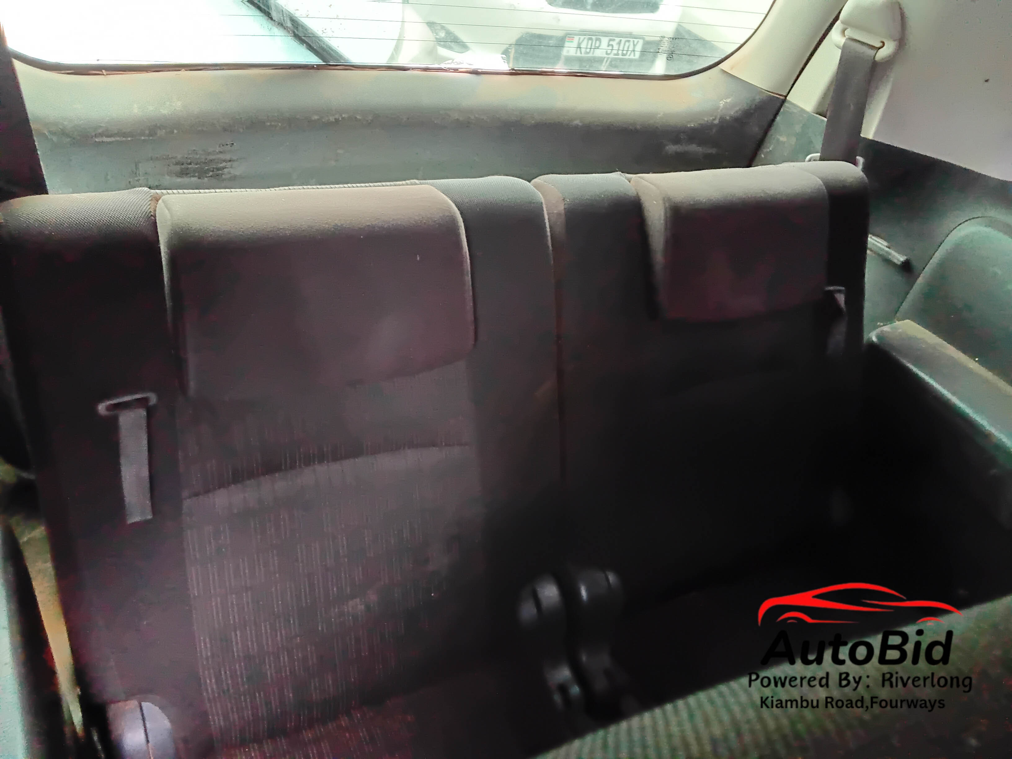 2011 TOYOTA Isis Silver – photo 7