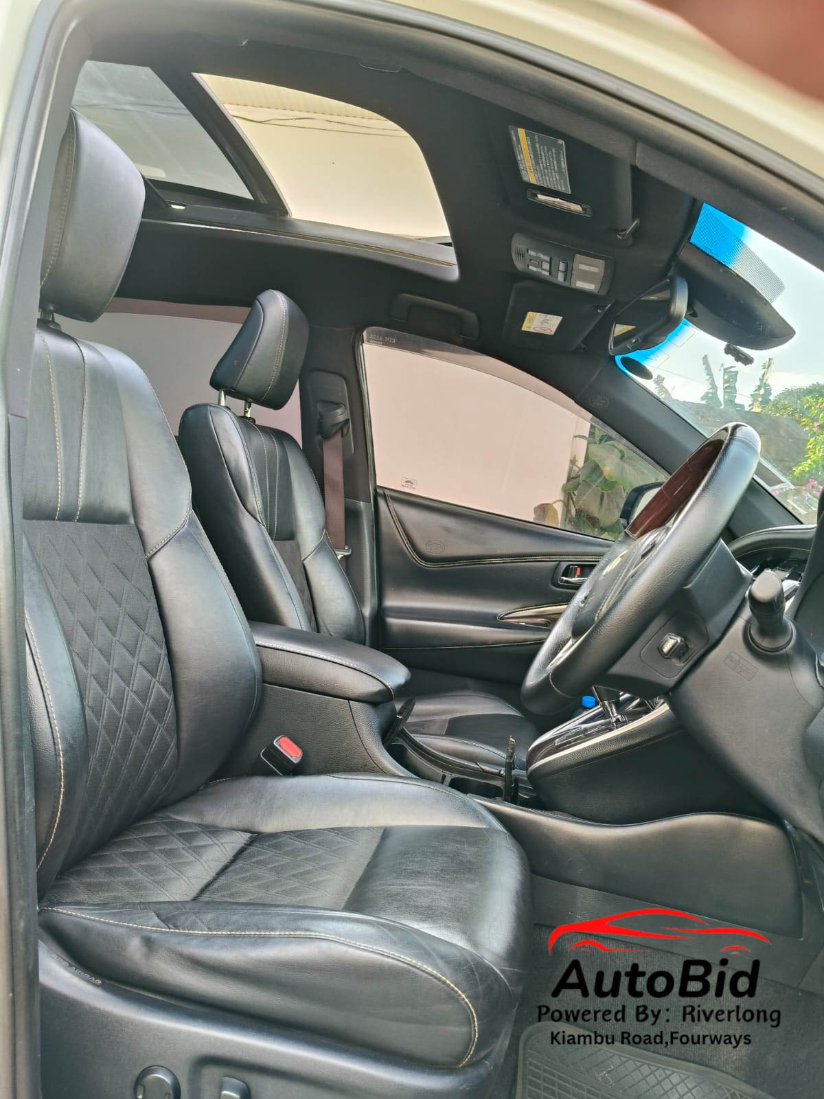 2014 TOYOTA HARRIER white – photo 3