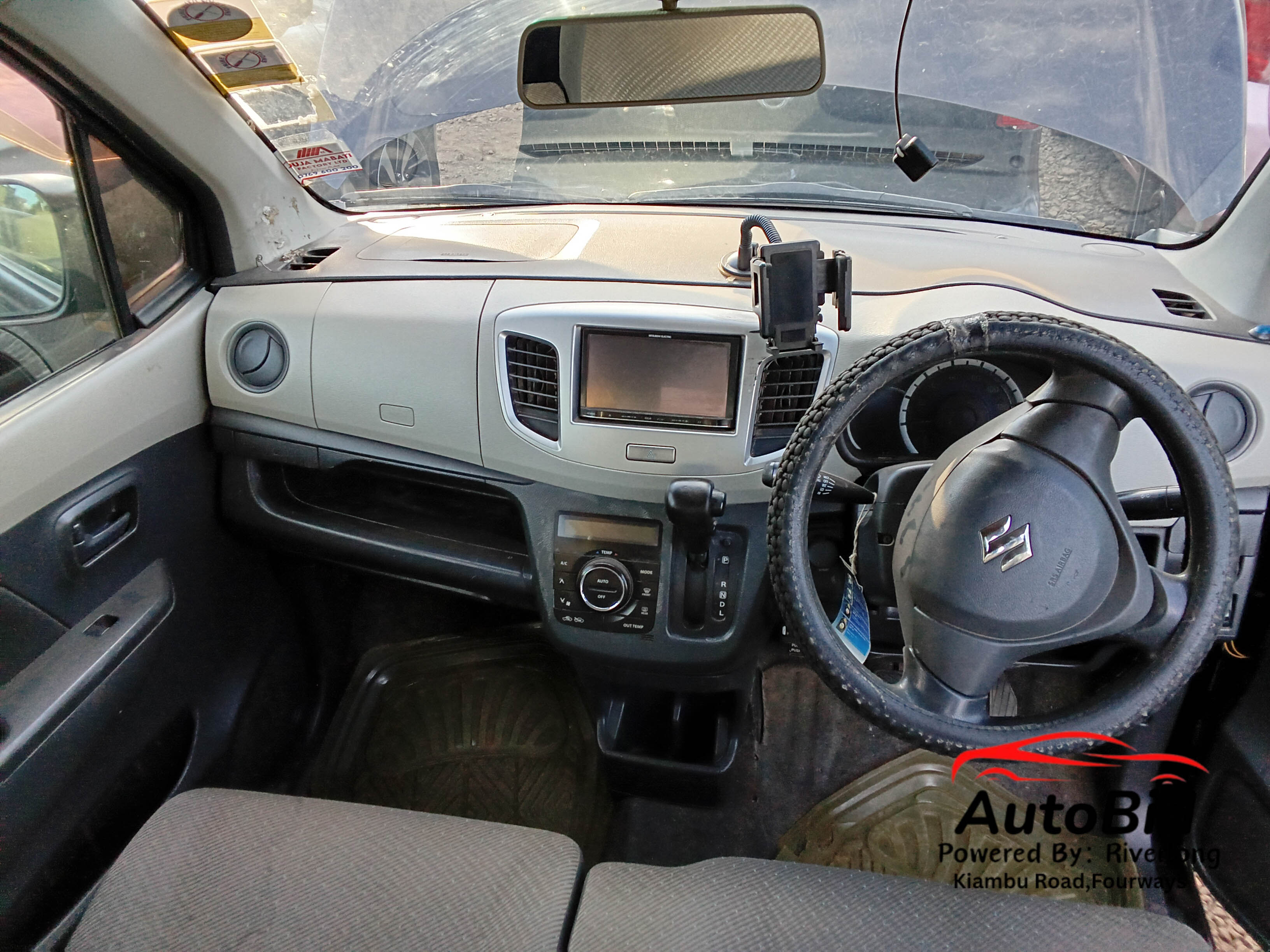 2015 SUZUKI WAGON R Black – photo 3