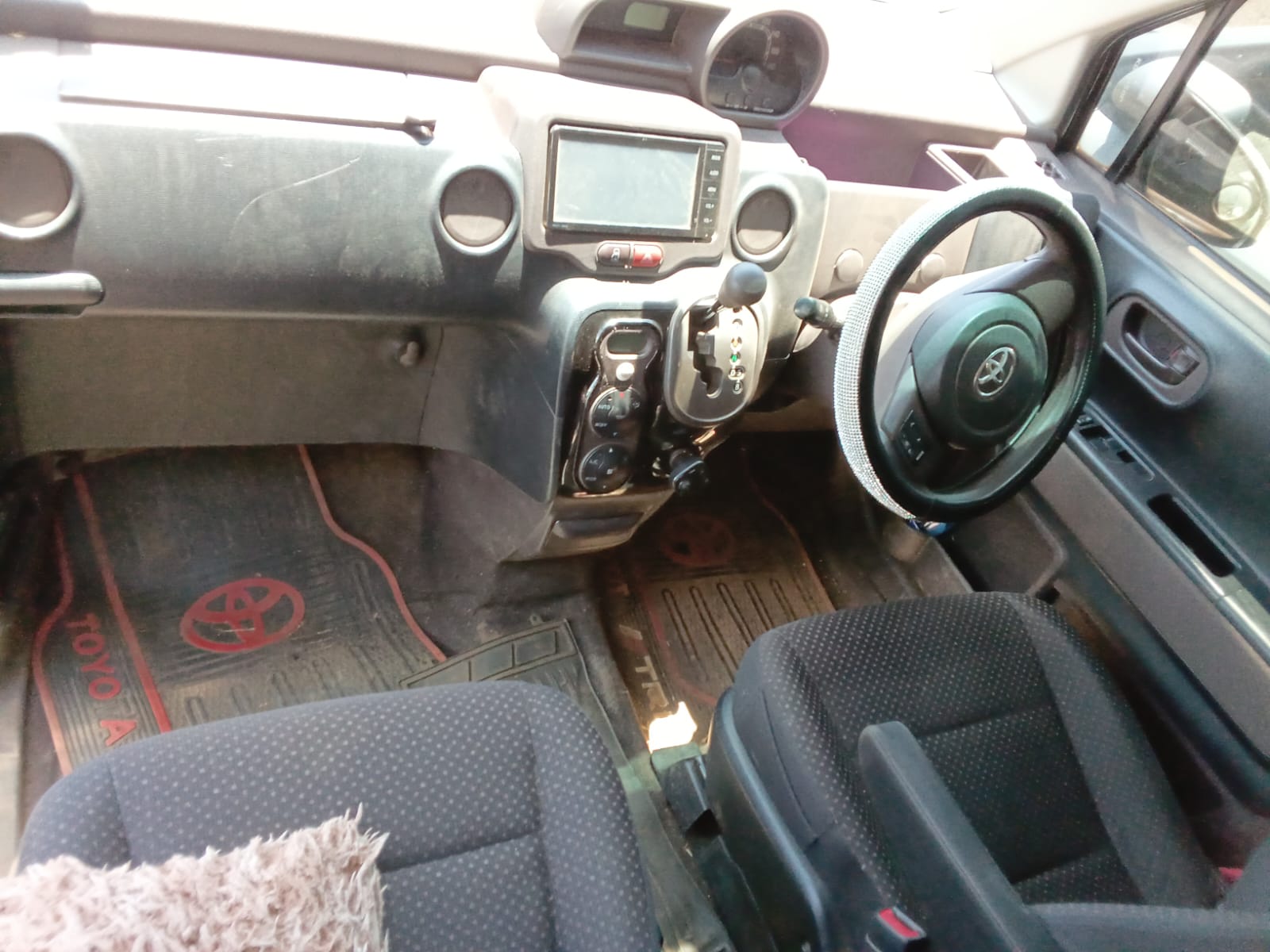 2015 TOYOTA SPADE Black – photo 3
