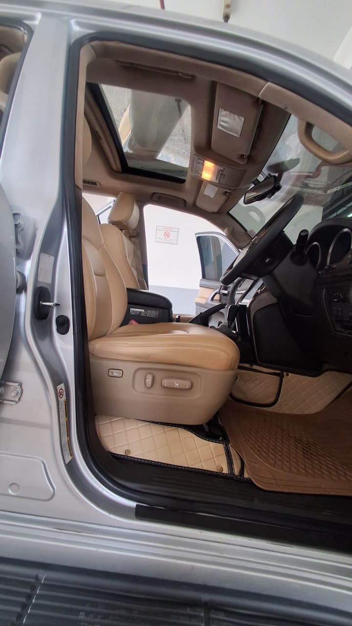 2008 TOYOTA Land Cruiser Silver – photo 4