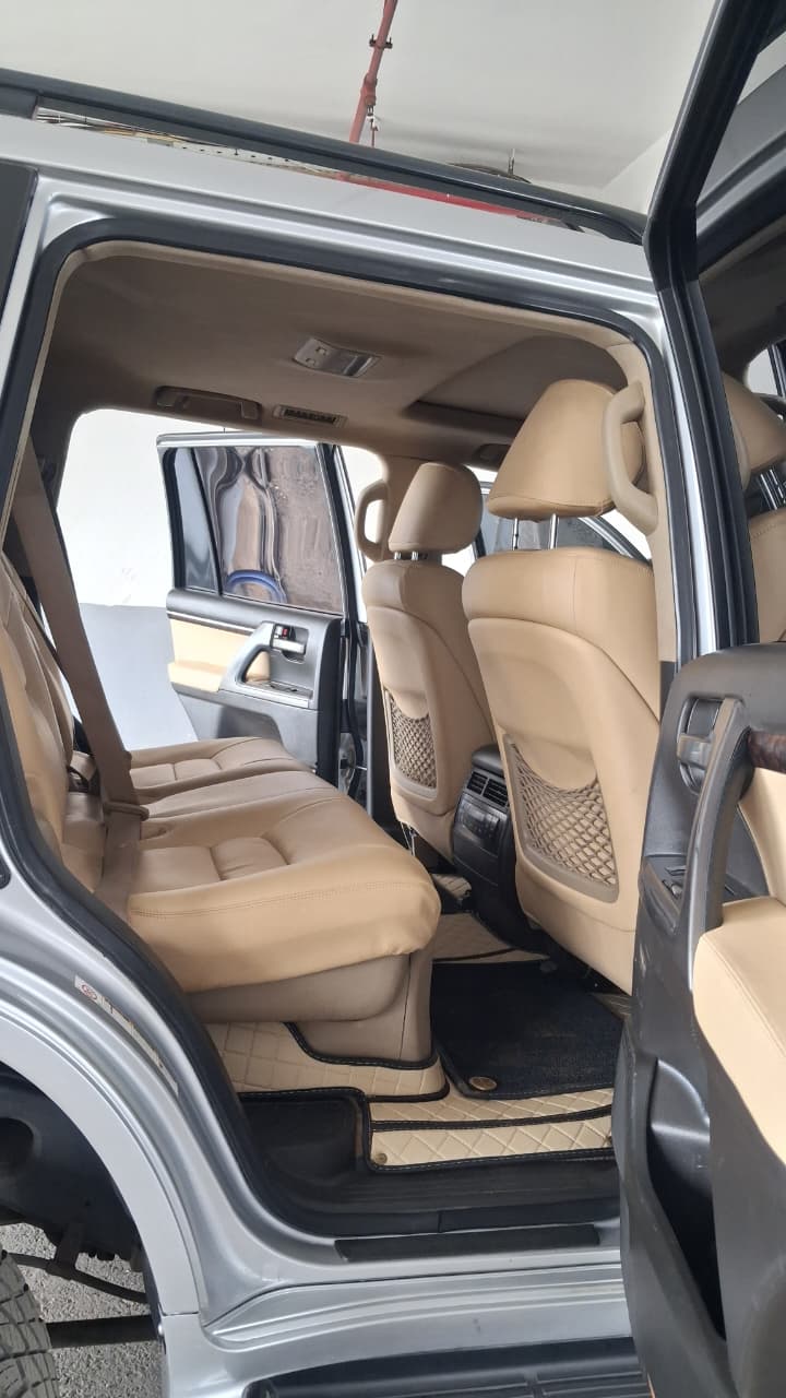 2008 TOYOTA Land Cruiser Silver – photo 5