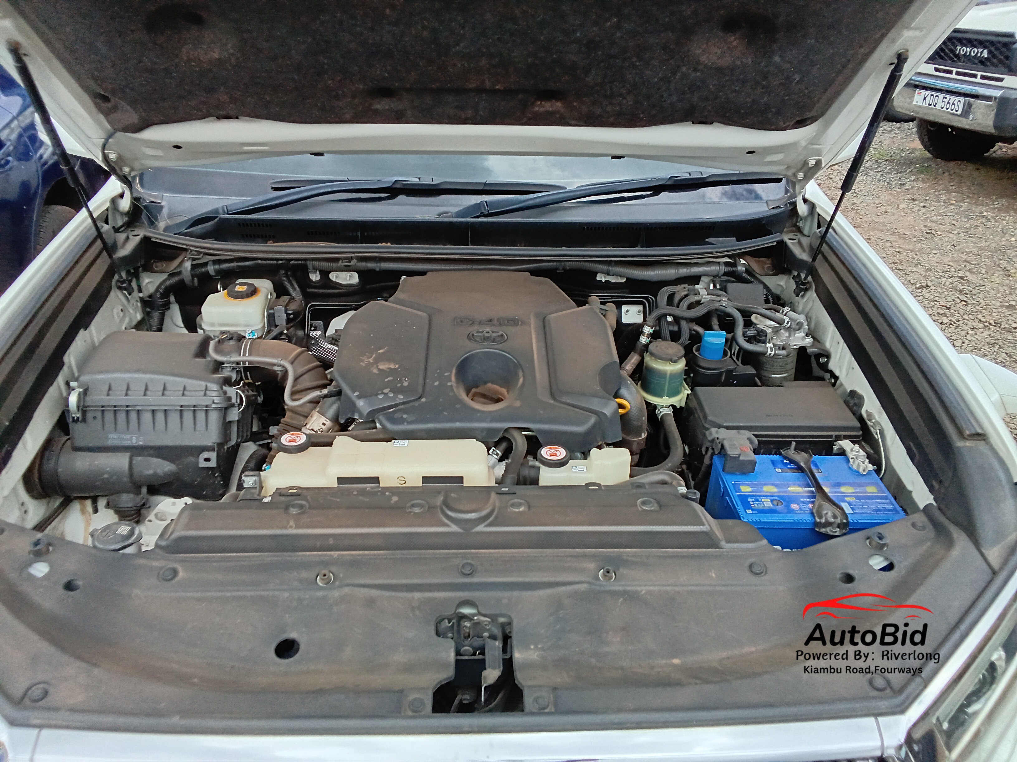 2009 TOYOTA LAND CRUISER white – photo 2