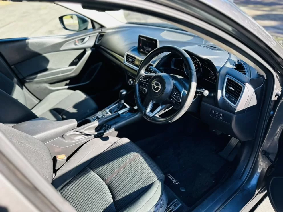 2021 Mazda Axela Grey – photo 8