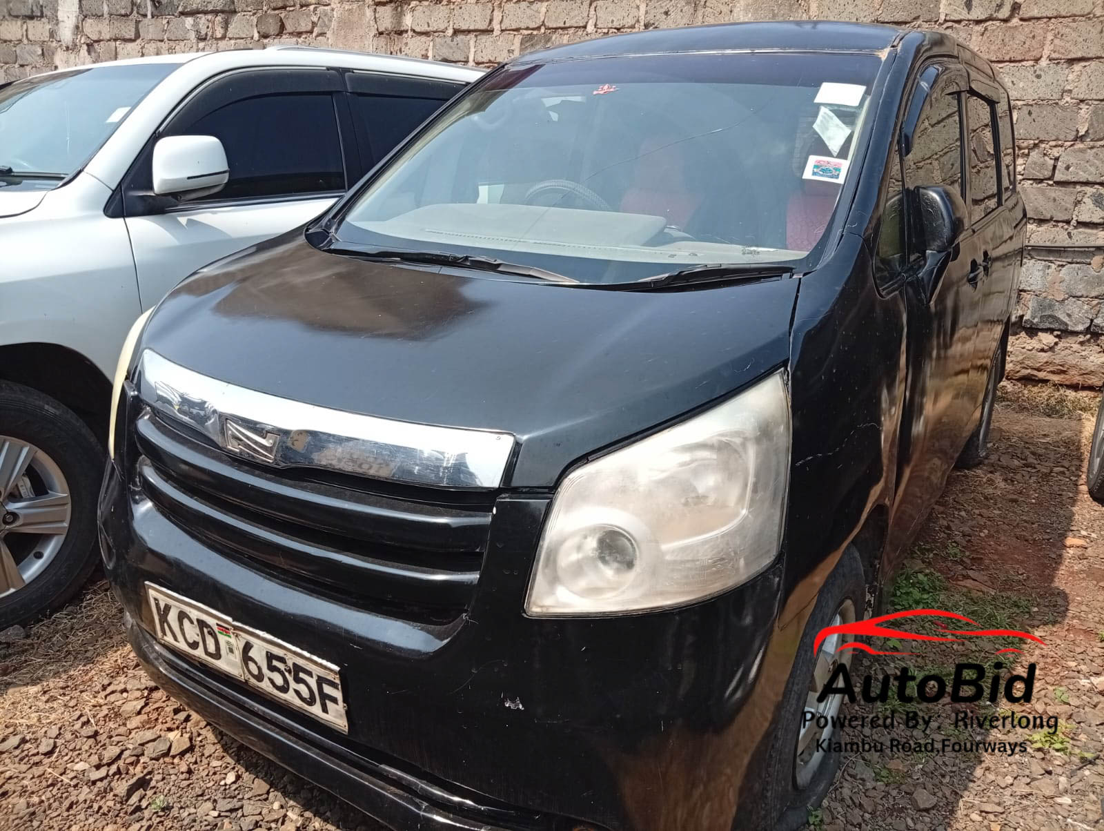 2008 TOYOTA Noah Black – photo 1