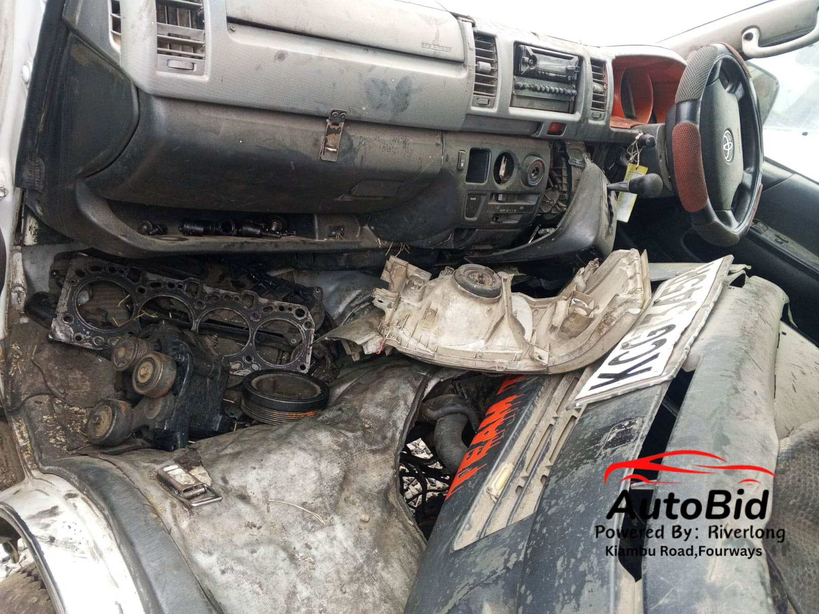 2008 TOYOTA HIACE white – photo 3