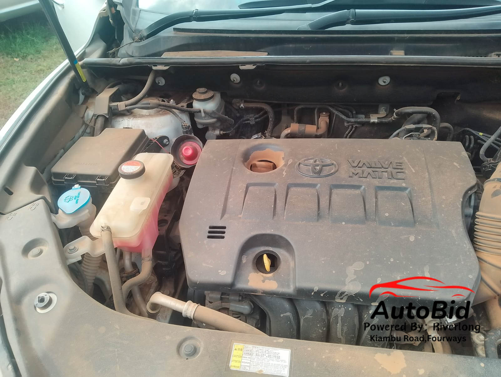 2015 TOYOTA HARRIER white – photo 8