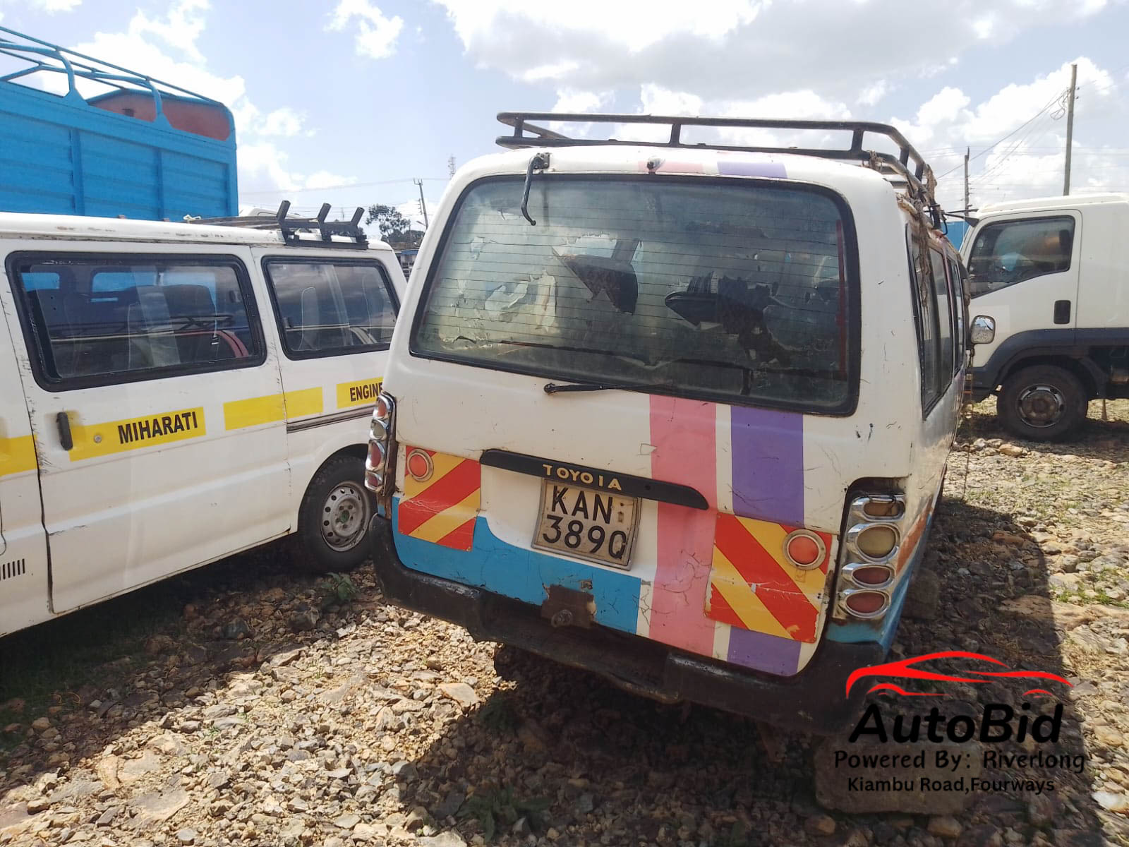 1990 TOYOTA HIACE white – photo 9