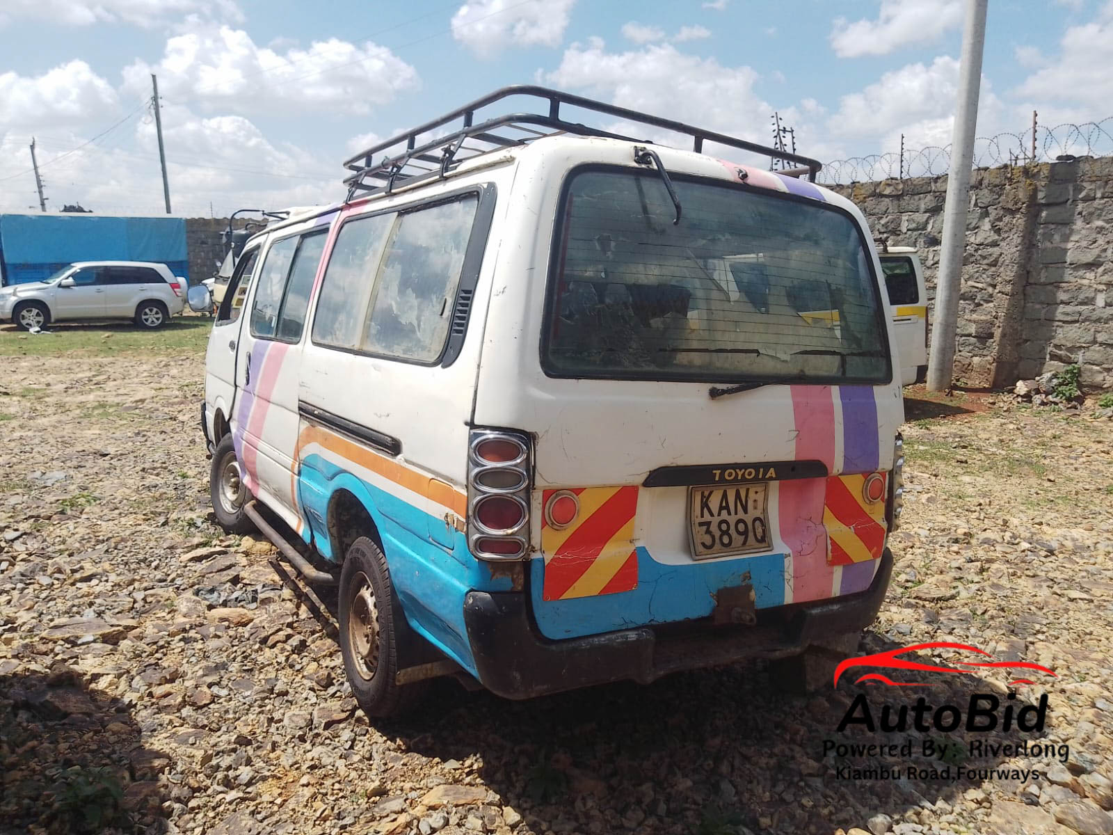 1990 TOYOTA HIACE white – photo 10