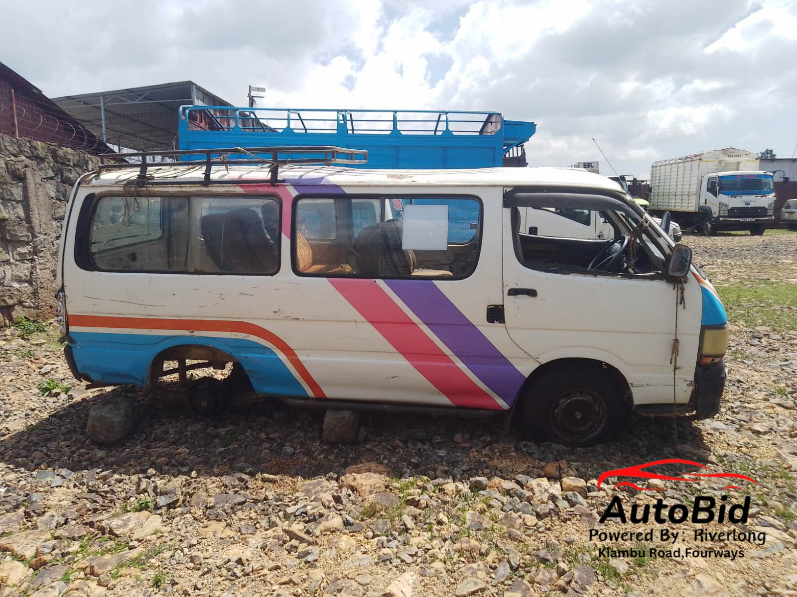 1990 TOYOTA HIACE white – photo 8