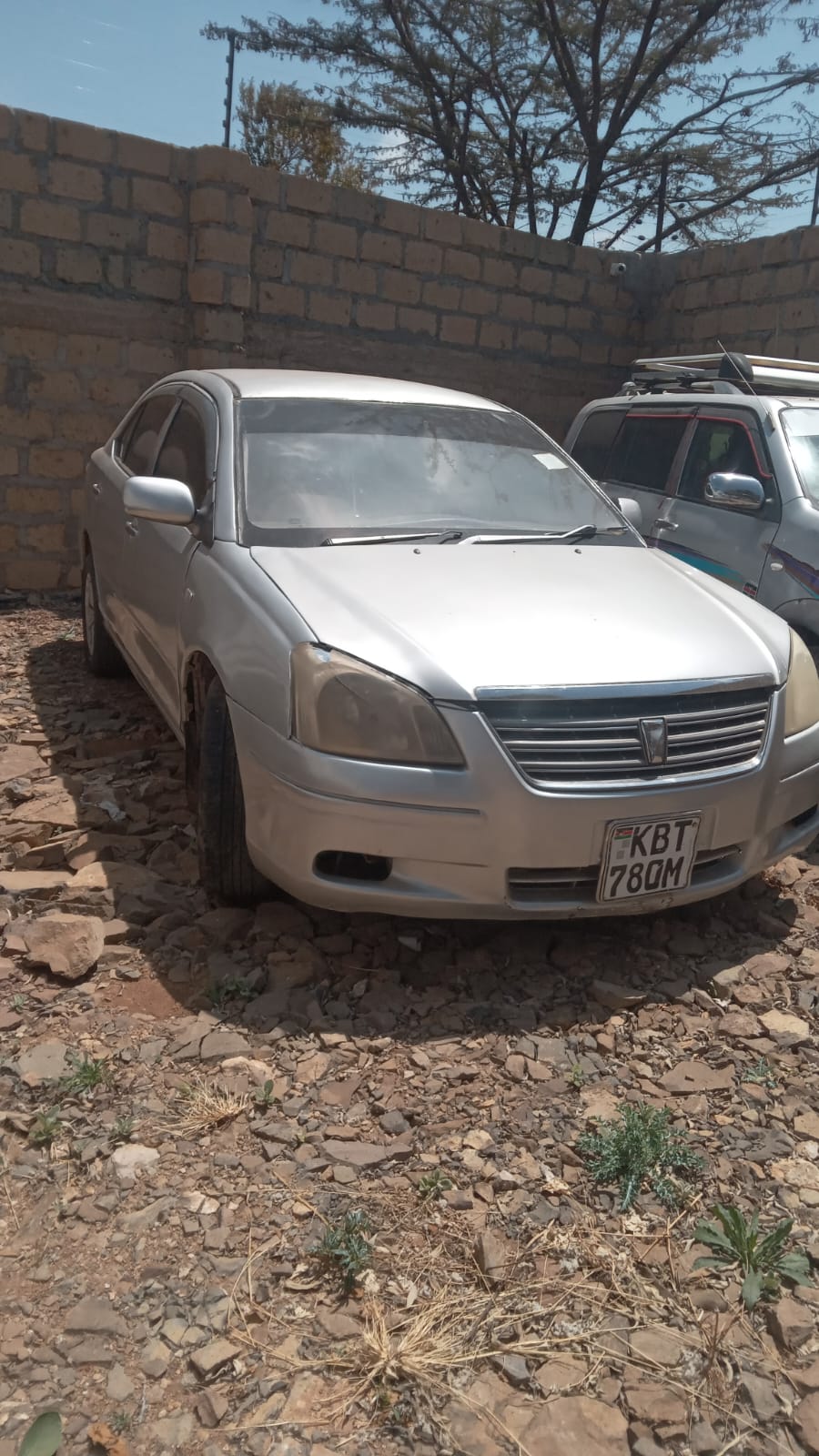 2005 TOYOTA Premio Silver – photo 2