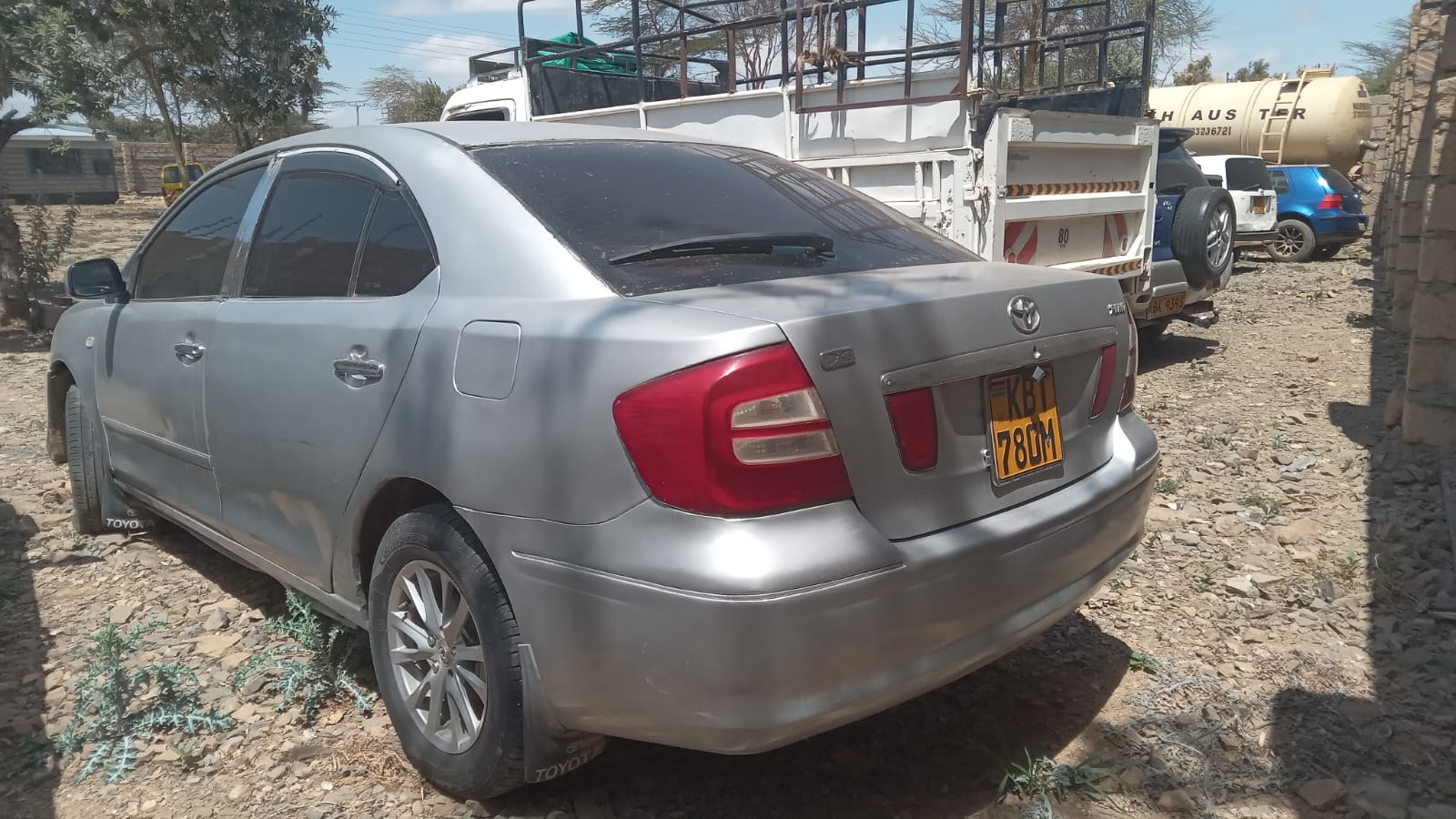2005 TOYOTA Premio Silver – photo 6
