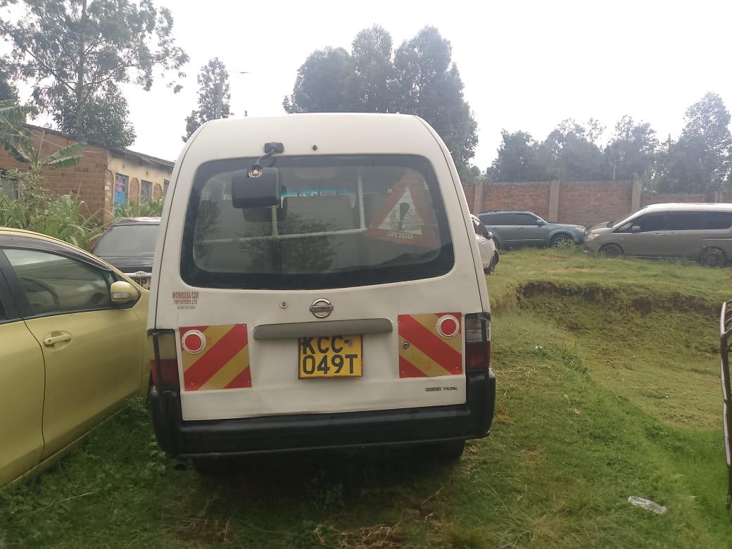 2008 Nissan Vanette SKF2VN white – photo 6