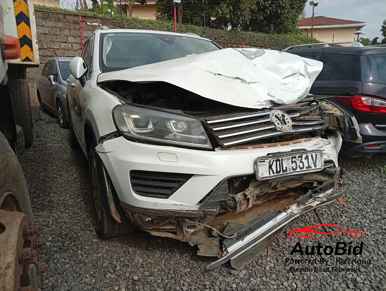 2016 Volkswagen TOUREG White – photo 3