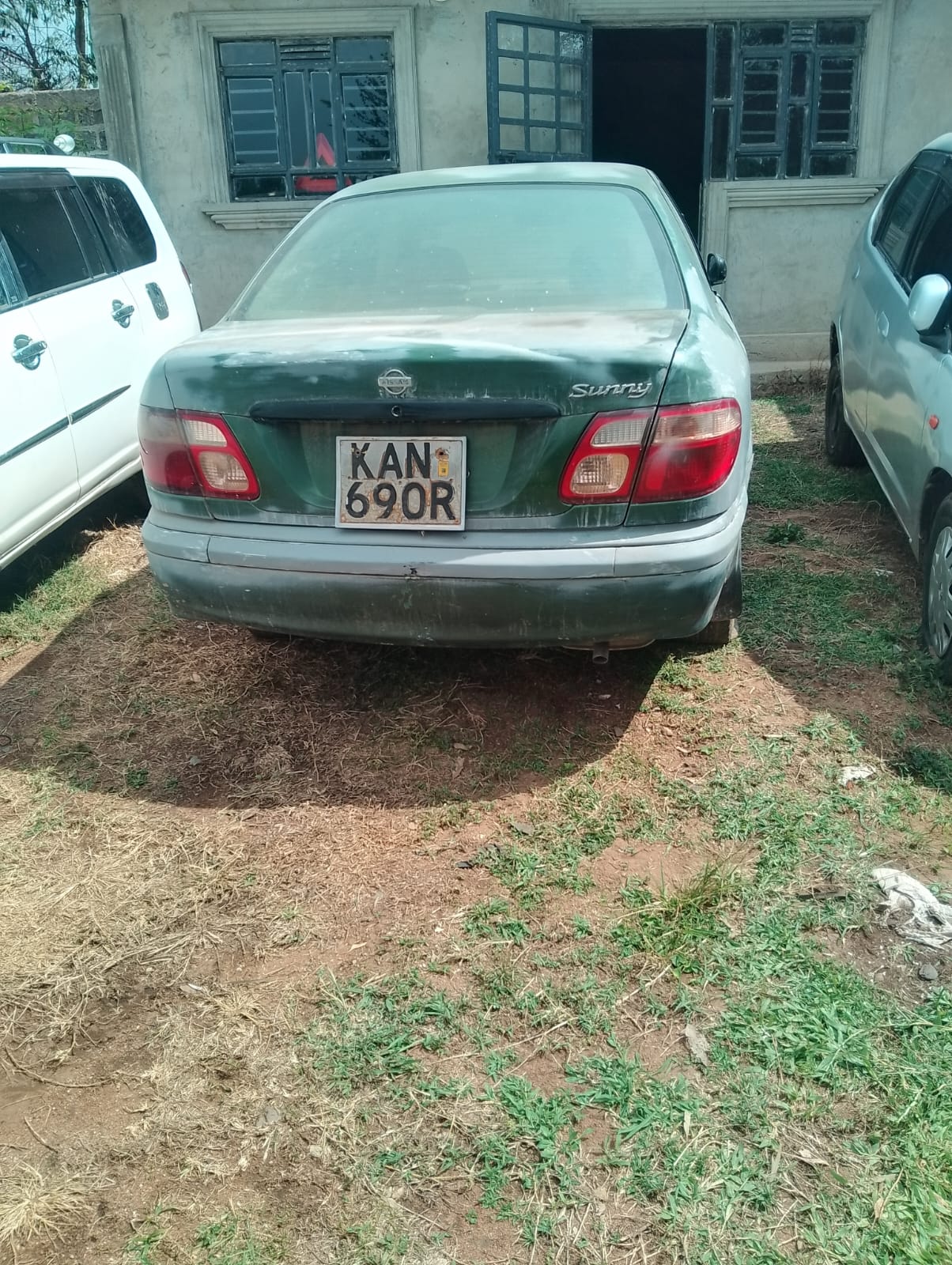 2001 Nissan Sunny Green – photo 2