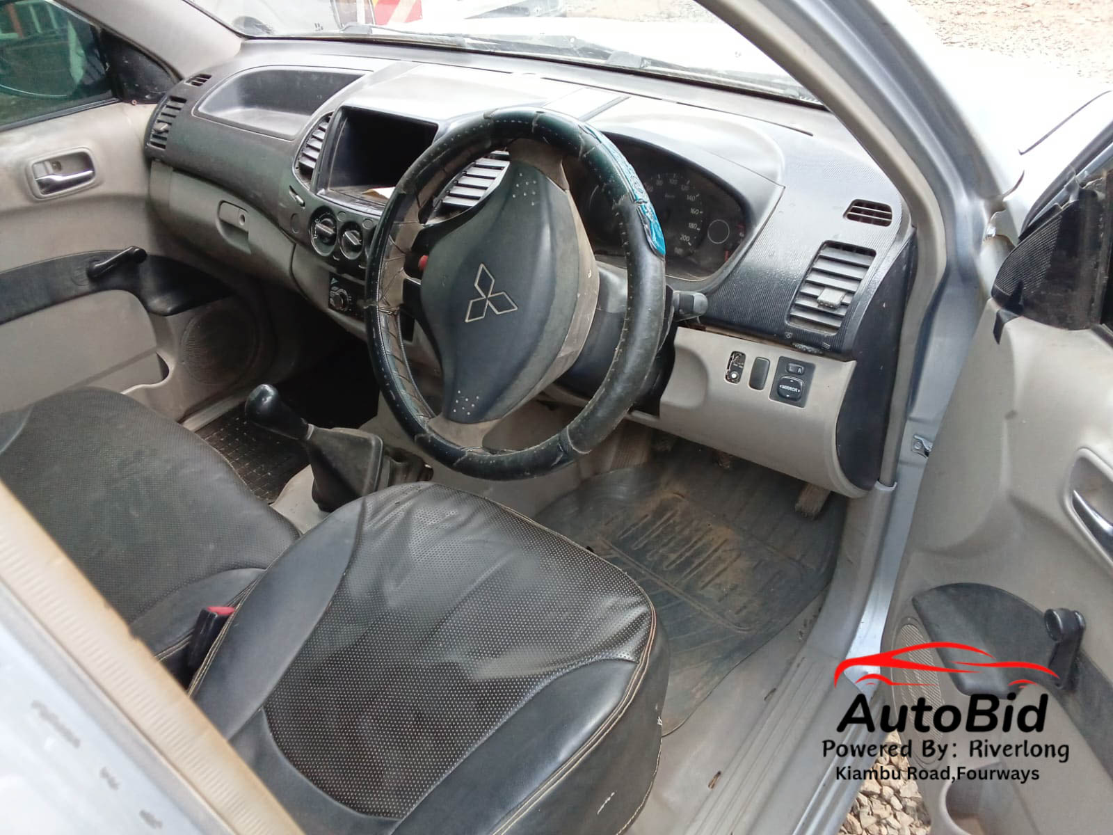 2015 Mitsubishi L200 KA4 Silver – photo 3