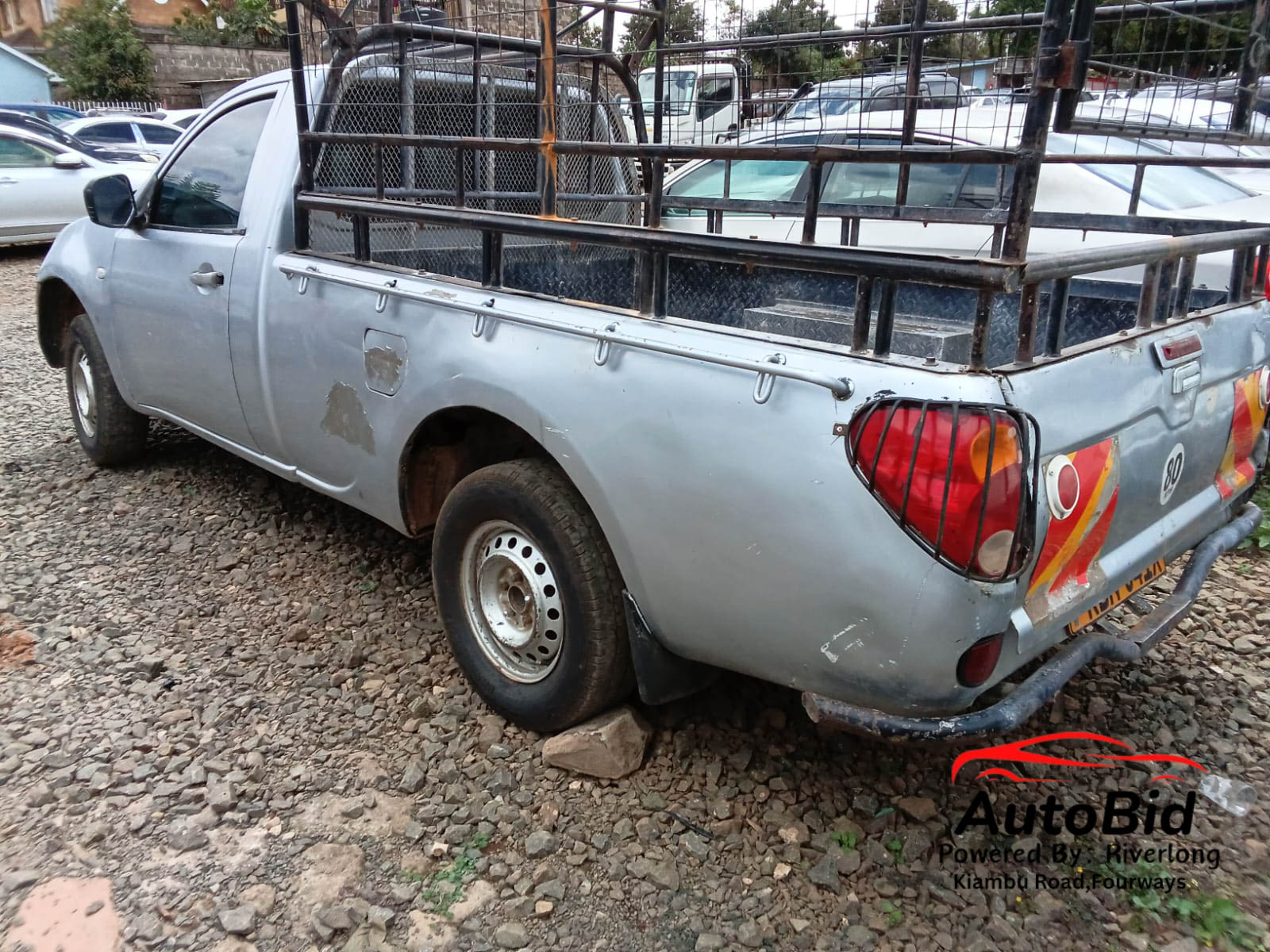 2015 Mitsubishi L200 KA4 Silver – photo 5
