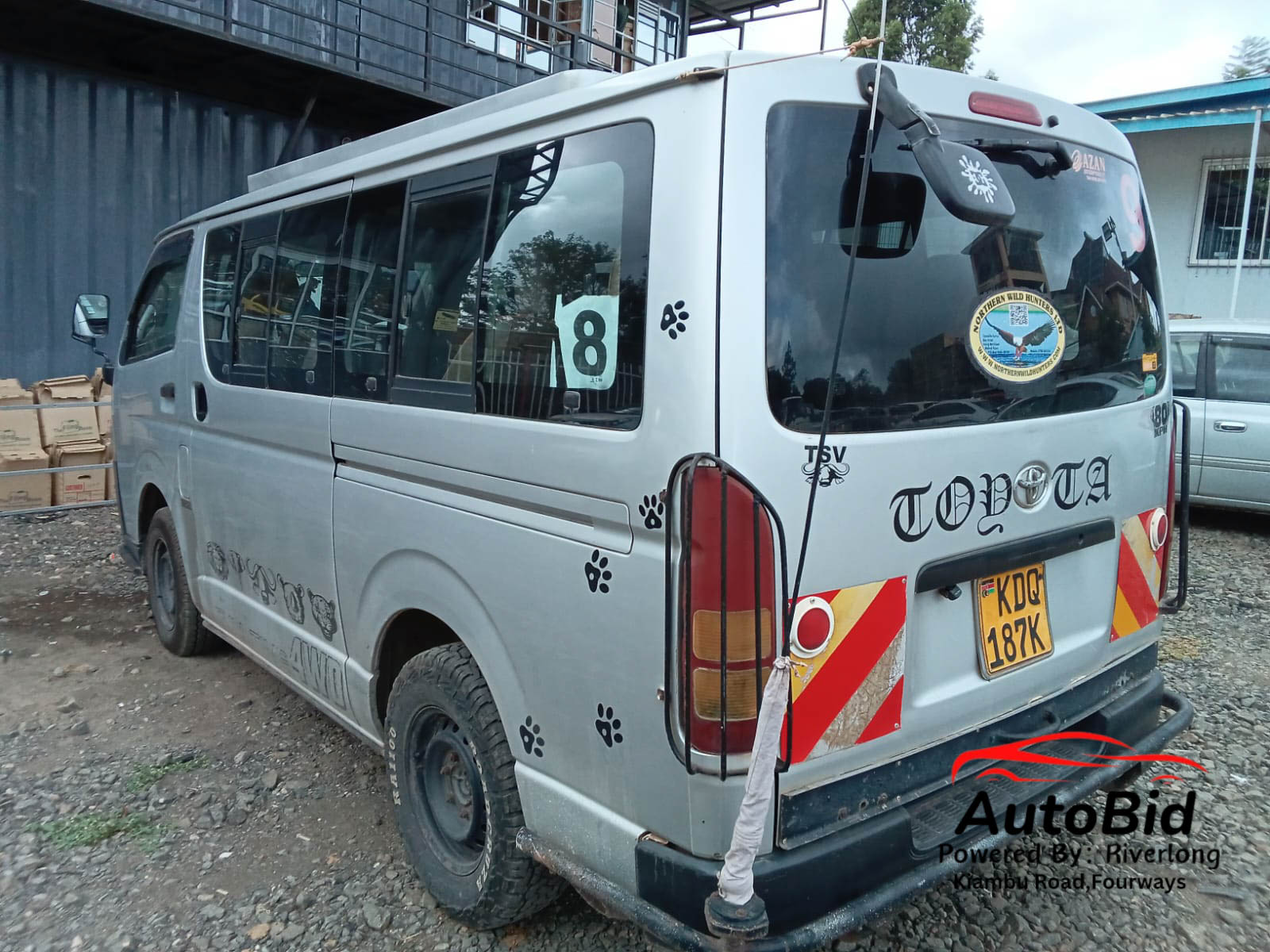 2017 TOYOTA HIACE Silver – photo 7