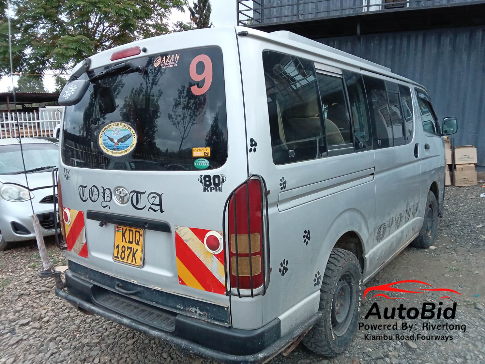 2017 TOYOTA HIACE Silver – photo 8