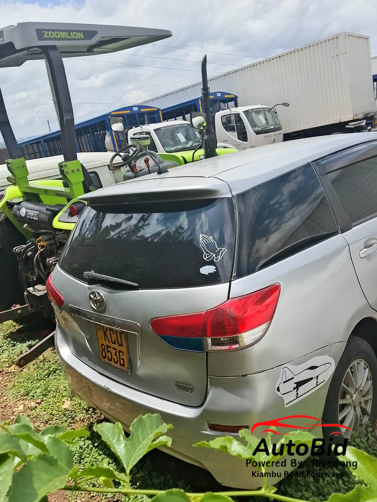 2012 TOYOTA Wish Silver – photo 2